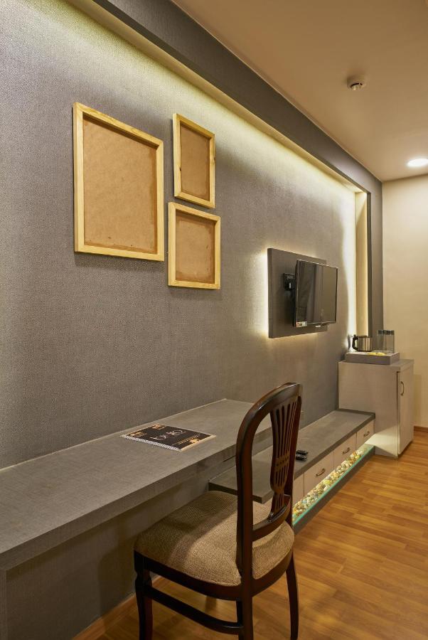 Tranquil La Casa Hotel Pune Luaran gambar